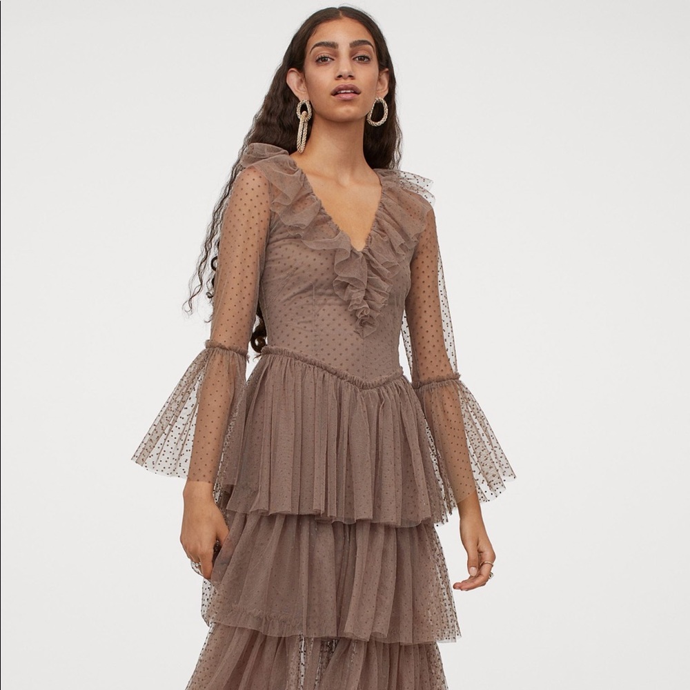 H&M Brown Long Sleeve Dress